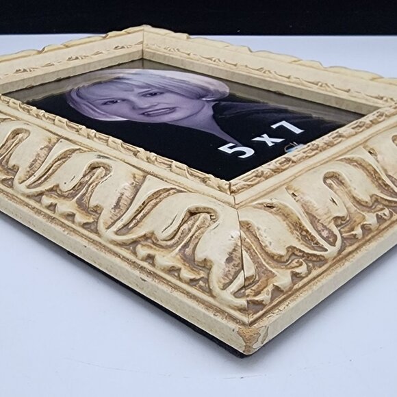 Ornate Greco 5x7 Picture Frame With Vintage Style Carved Design - Picture 11 of 11